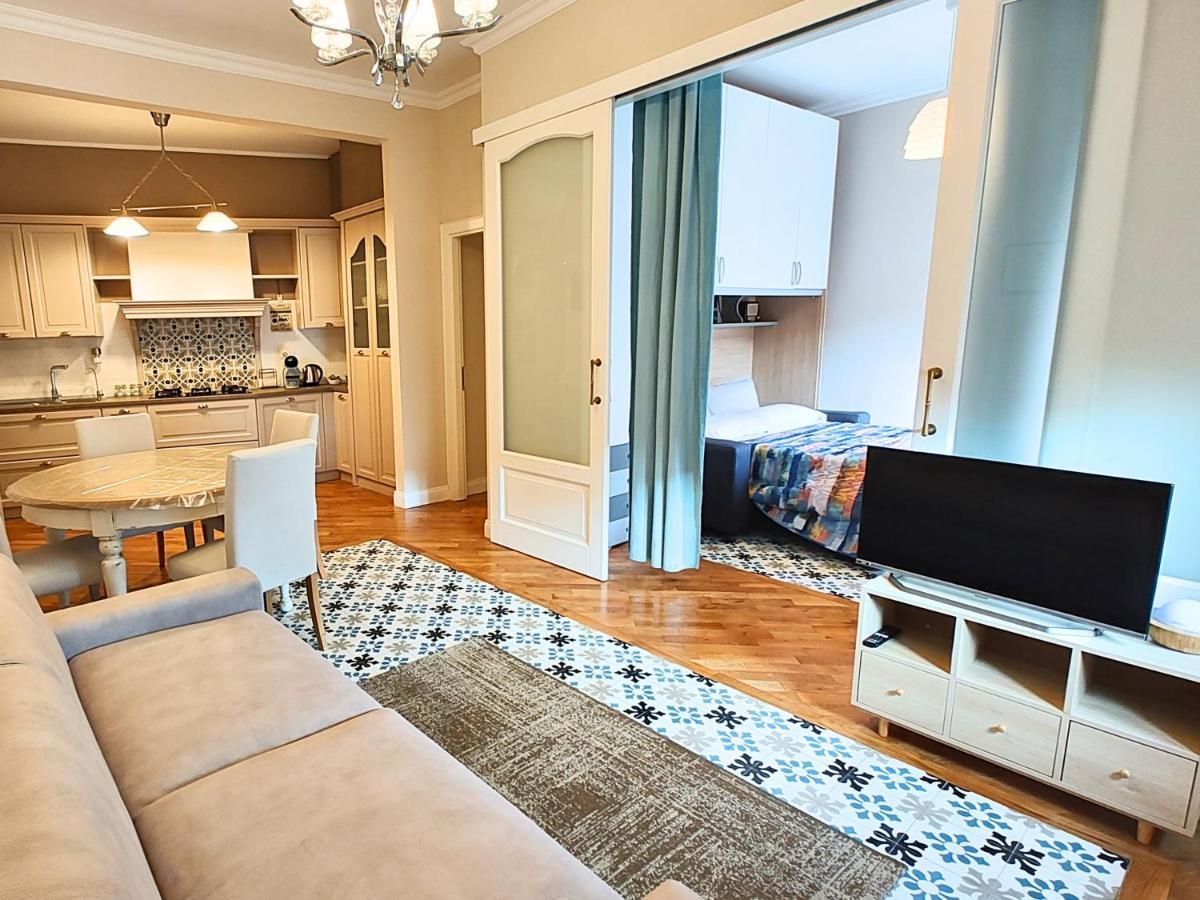 Luxury Apartment By Palazzo Senesi Roma Exterior foto